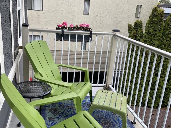 Fisher House Victoria Bed and Breakfast : photo 6 de la chambre chambre double avec salle de bains privative