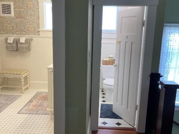 Fisher House Victoria Bed and Breakfast : photo 7 de la chambre chambre lit king-size standard