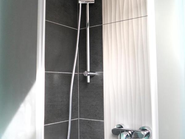 Penzion Smile : photo 7 de la chambre chambre double ou lits jumeaux avec salle de bains commune