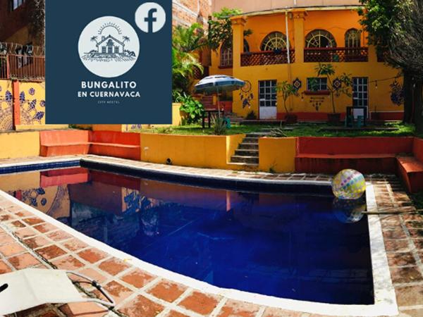 Bungalito en Cuernavaca : photo 1 de la chambre chambre double - vue sur piscine