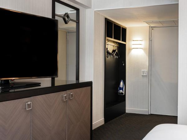 Sheraton Indianapolis City Centre Hotel : photo 6 de la chambre chambre lit king-size traditionnelle