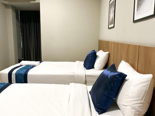 B Stay Hotel - SHA Plus Certified : photo 6 de la chambre chambre lits jumeaux supérieure