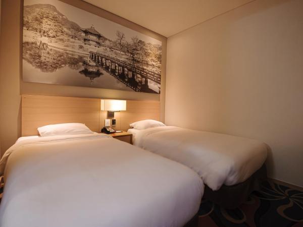 Travelodge Myeongdong Euljiro : photo 4 de la chambre chambre lits jumeaux supérieure