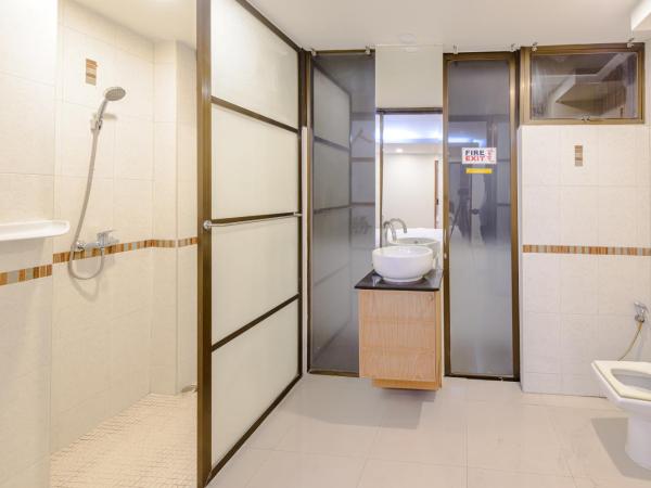 Pasadena Lodge : photo 2 de la chambre chambre supérieure lit queen-size