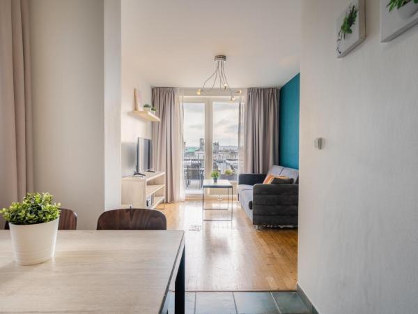 EA ApartHotel Melantrich : photo 2 de la chambre appartement supérieur avec terrasse - 4 personnes