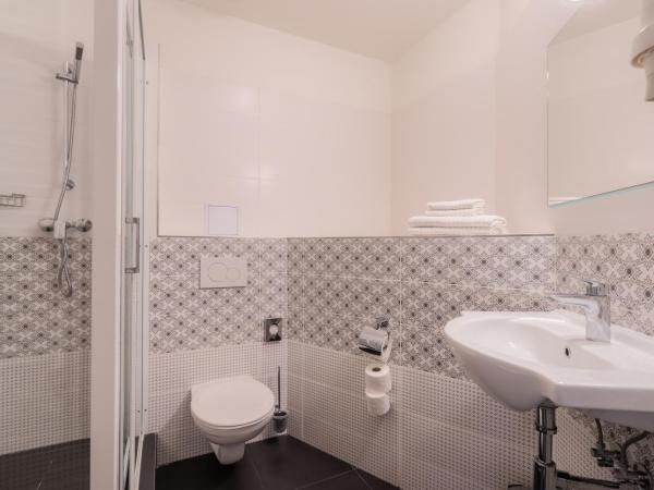 EA ApartHotel Melantrich : photo 7 de la chambre appartement supérieur avec terrasse - 4 personnes