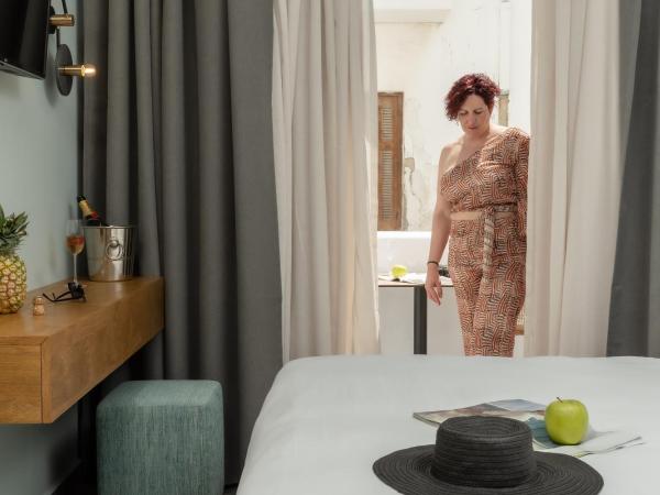 Argo Boutique Hotel : photo 4 de la chambre chambre double ou lits jumeaux deluxe avec balcon