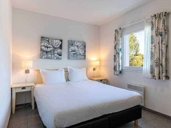 Oasis Les Jardins des Sables d'Olonne : photo 10 de la chambre villa 4 chambres avec piscine privée