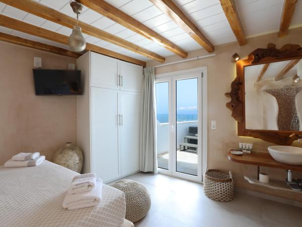 Ibiscus Boutique : photo 4 de la chambre suite junior avec bain à remous extérieur