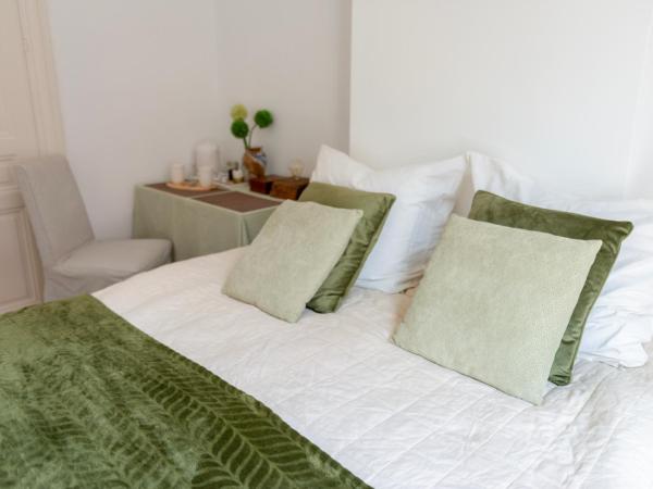 Ambiorix Residence : photo 2 de la chambre chambre double ou lits jumeaux avec salle de bains privative