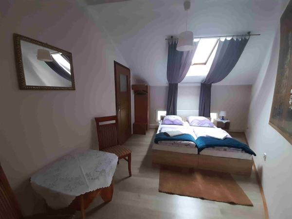 Green Hostel : photo 4 de la chambre chambre double avec salle de bains privative