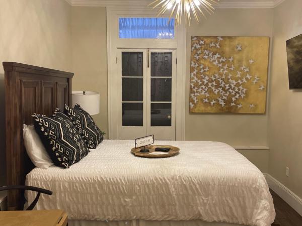 Serenity in the Marigny : photo 1 de la chambre suite lit queen-size