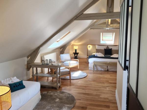 Au Moulin Saint Nicol - Honfleur : photo 6 de la chambre chambre 4 : chambre triple deluxe climatisée avec baignoire