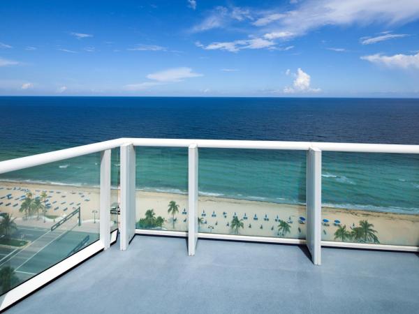 W Fort Lauderdale : photo 1 de la chambre fantastic suite, 1 bedroom suite, 1 queen, oceanfront, balcony
