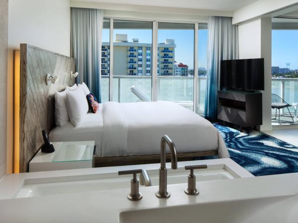W Fort Lauderdale : photo 1 de la chambre escape residential suite, 1 bedroom, 1 king, sofa bed, partial ocean view, balcony