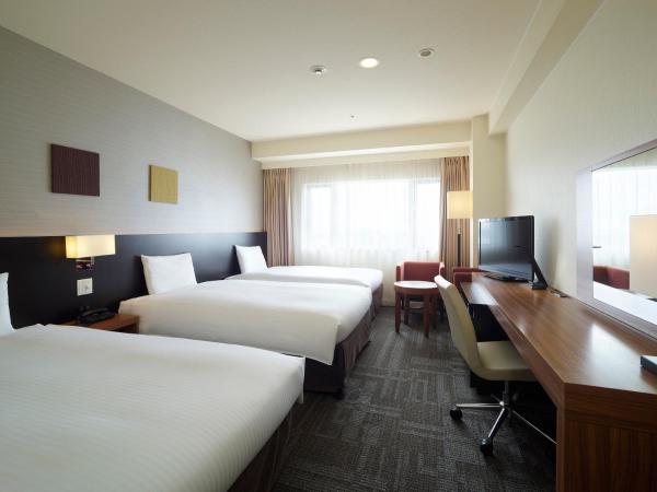 Mitsui Garden Hotel Chiba : photo 1 de la chambre moderate triple smoking