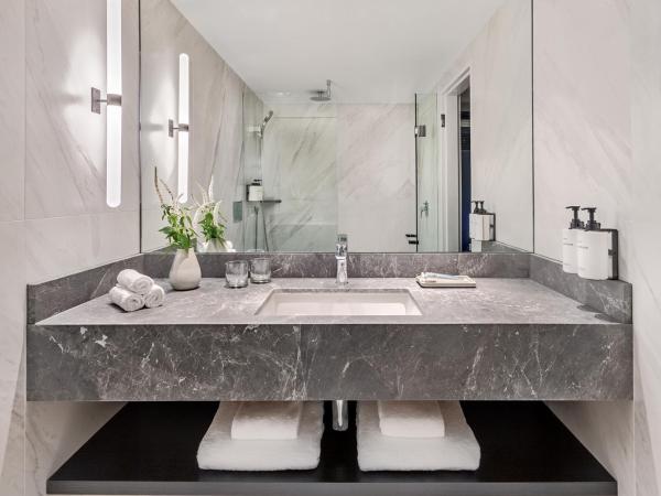 InterContinental Sydney, an IHG Hotel : photo 3 de la chambre classic king room with opera house view - high floor