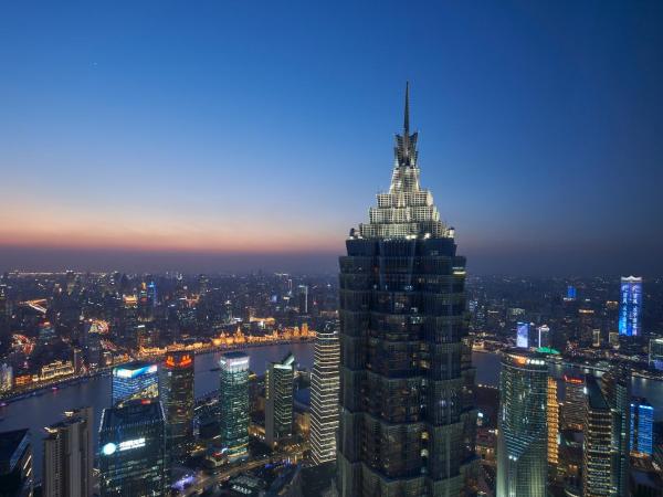 Park Hyatt Shanghai : photo 2 de la chambre chambre lit king-size - vue sur bund