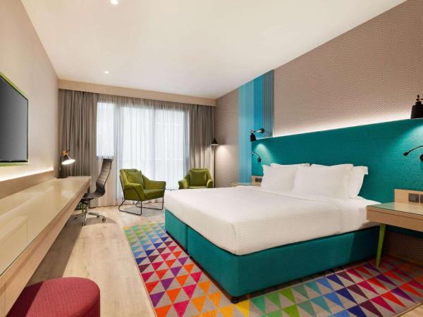 La Quinta by Wyndham Dubai Jumeirah : photo 1 de la chambre chambre lit king-size Économique - transfert gratuit vers plage la mer et station de métro burj khalifa/dubai mall