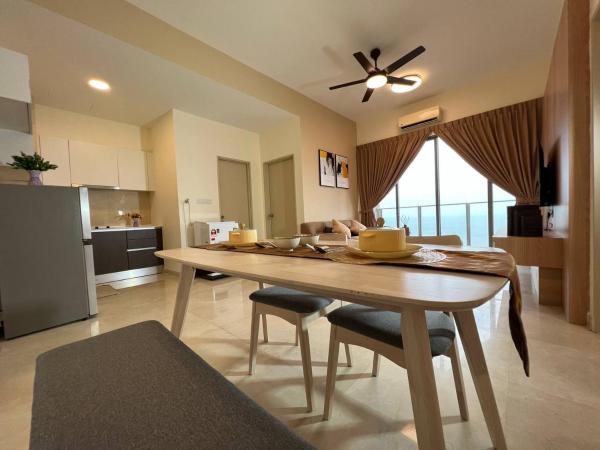 Attic Home Melaka Silverscape Residence & Jonker : photo 8 de la chambre appartement - vue sur mer