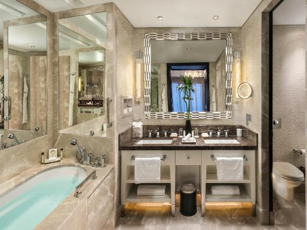 Aspen Chalets by Kempinski Hotel Mall of The Emirates : photo 2 de la chambre grande chambre deluxe - vue sur ville