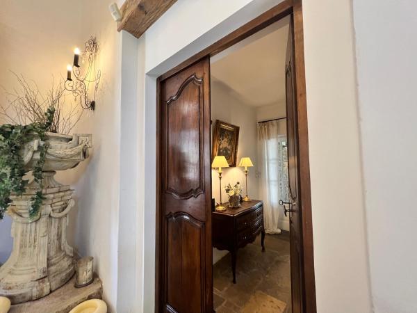 Villa Hautvallon : photo 9 de la chambre chambre double deluxe avec terrasse