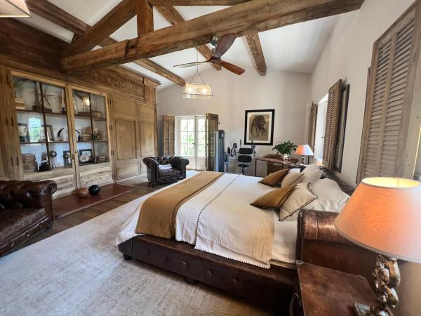 Villa Hautvallon : photo 3 de la chambre chambre double deluxe avec terrasse