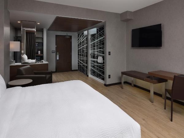 AC Hotel by Marriott Montreal Downtown : photo 2 de la chambre chambre lit king-size