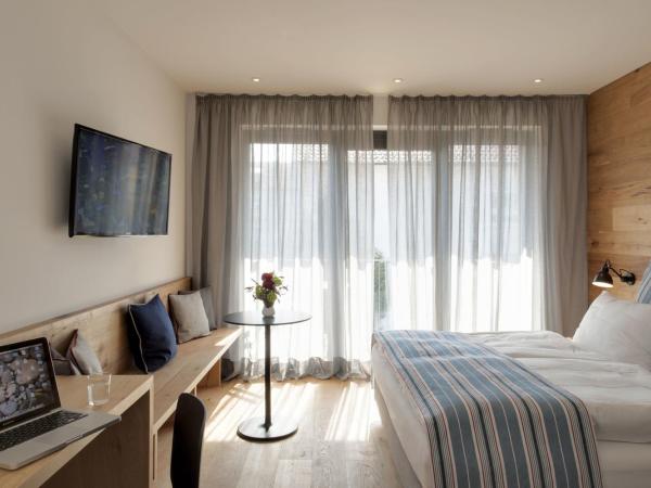 Hotel M120 : photo 2 de la chambre appartement confort