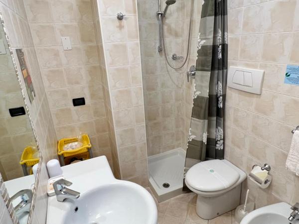 Hotel Betty : photo 1 de la chambre chambre double ou lits jumeaux