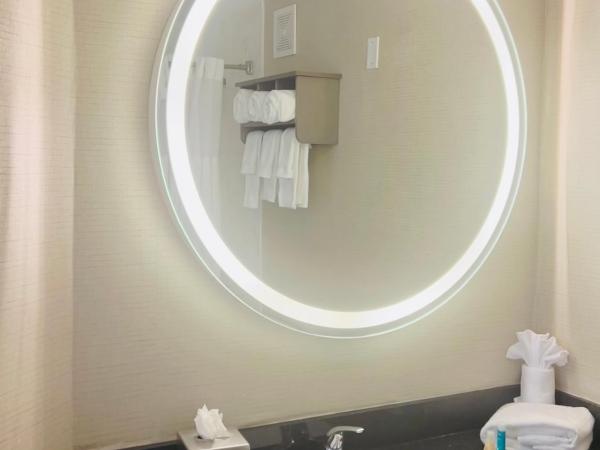 Surfbreak Virginia Beach Oceanfront, Ascend Hotel Collection : photo 5 de la chambre superior queen studio with two queen beds - accessible/non smoking