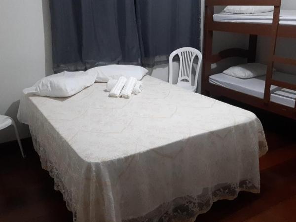 Hostel Salvador Orquídeas : photo 1 de la chambre chambre familiale standard