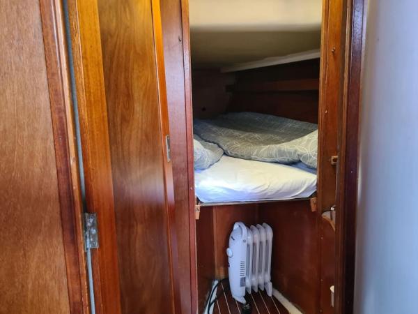 Husbåten Vega 1 Göteborg City : photo 6 de la chambre mobile home