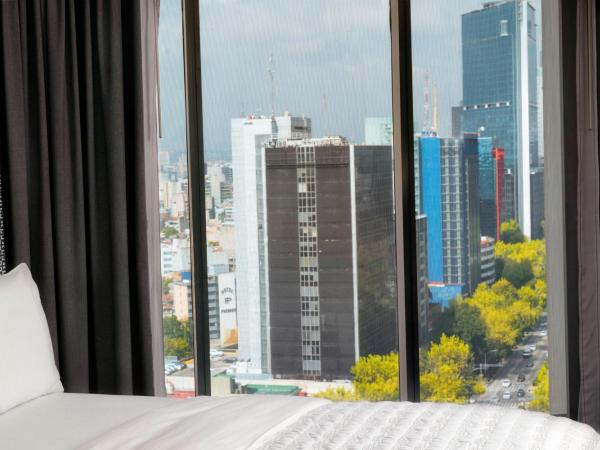 Le Méridien Mexico City Reforma : photo 2 de la chambre suite 1 chambre 2 lits doubles supérieure avec canapé-lit