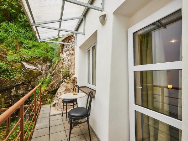 Penzion Weber : photo 3 de la chambre chambre triple avec balcon