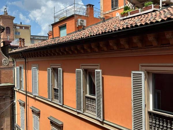 Bibliò Rooms Guesthouse : photo 3 de la chambre chambre double deluxe avec balcon