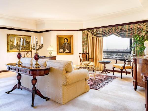Park Tower, A Luxury Collection Hotel, Buenos Aires : photo 5 de la chambre one-bedroom governor suite with terrace