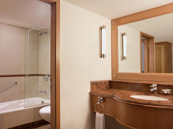 Le Meridien Kochi : photo 2 de la chambre deluxe twin room with backwater view with 10% f & b discount