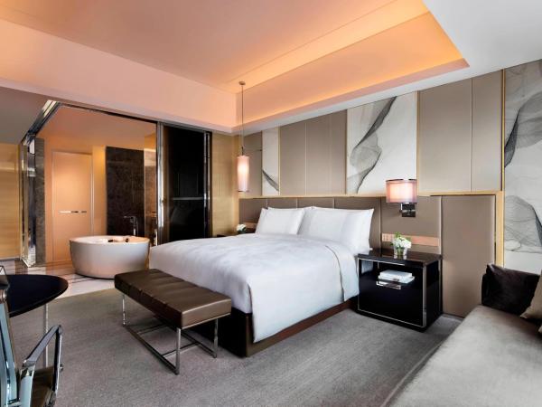 JW Marriott Hotel Chengdu : photo 1 de la chambre chambre lit king-size deluxe