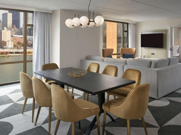 Sheraton Pittsburgh Hotel at Station Square : photo 3 de la chambre suite présidentielle