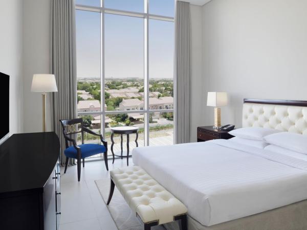 Delta Hotels by Marriott Dubai Investment Park : photo 3 de la chambre executive king suite with community view, pantry lounge access and shuttle bus to jbr beach and various shopping malls