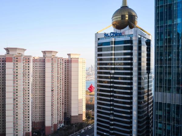 The Westin Qingdao - Instagrammable : photo 4 de la chambre club lounge access, larger guest room, 1 king, city view