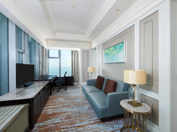 The Westin Qingdao - Instagrammable : photo 7 de la chambre club lounge access, 1 bedroom larger suite, 1 king, sea view