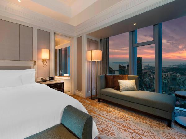 The Westin Qingdao - Instagrammable : photo 6 de la chambre club lounge access, larger guest room, 2 double, ocean view
