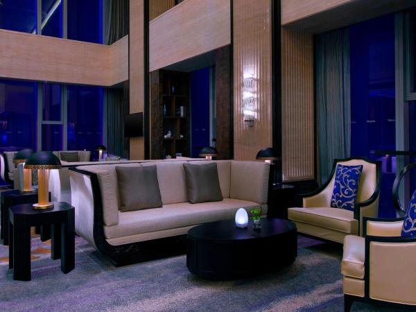 The Westin Qingdao - Instagrammable : photo 10 de la chambre club lounge access, larger guest room, 1 king, city view