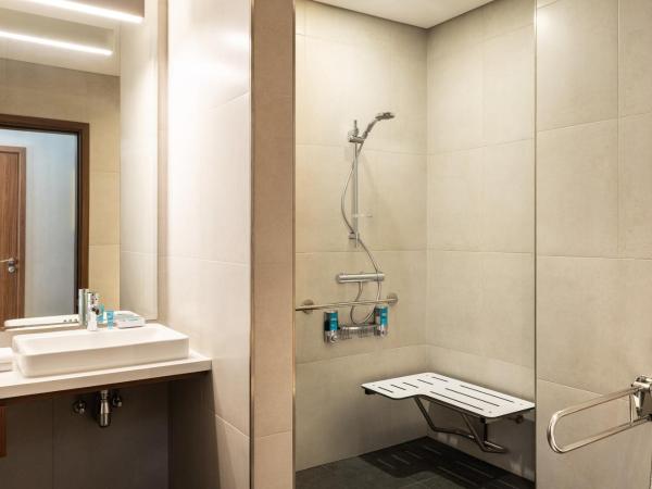 Aloft Me'aisam, Dubai : photo 4 de la chambre chambre aloft - lit king-size (navette gratuite vers la station de métro sobha realty, la plage jbr beach et le centre commercial mall of the emirates)