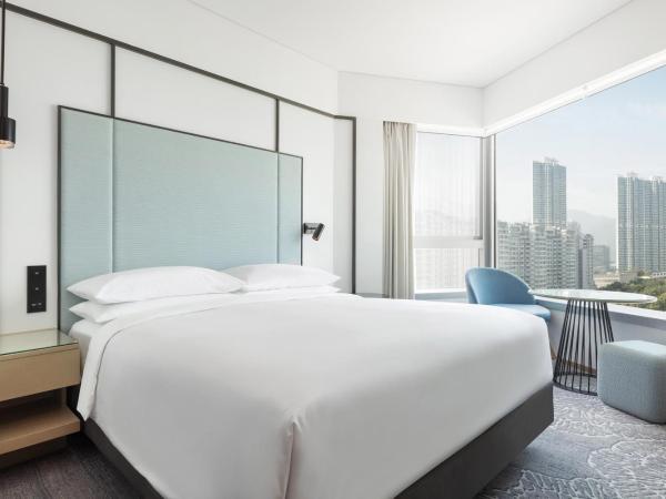 Four Points by Sheraton Hong Kong, Tung Chung : photo 2 de la chambre chambre traditionnelle avec 1 lit king-size
