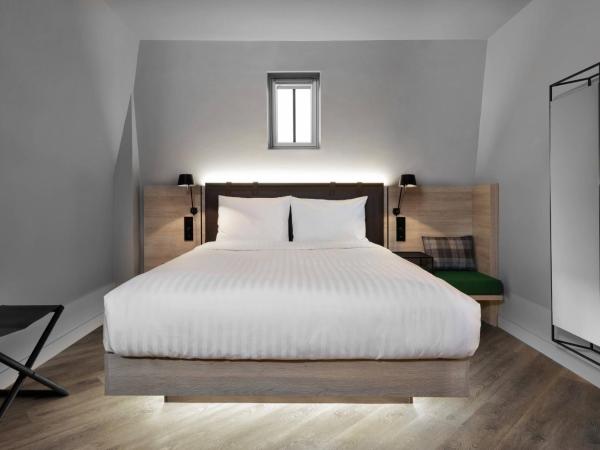 Moxy Lille City : photo 2 de la chambre chambre lit queen-size moxy sleeper
