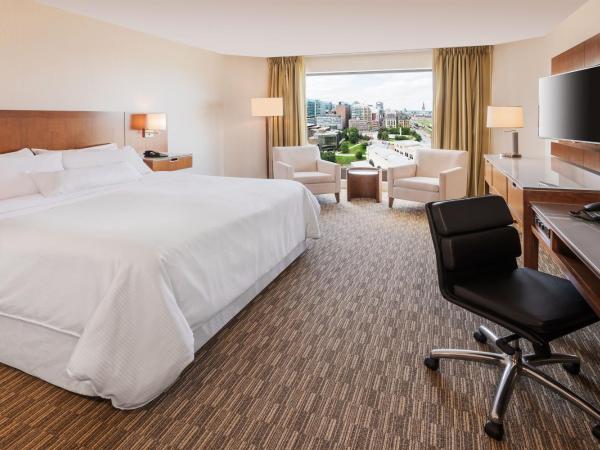 The Westin Ottawa : photo 1 de la chambre chambre deluxe avec 1 lit king-size - vue sur parlement