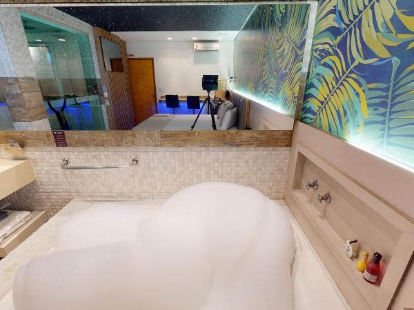 Motel DUBAI BH : photo 4 de la chambre suite avec sauna